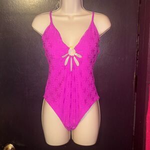 NWT Trina Turk Fuchsia one piece swimsuit sz 10. Vacay. Beachy. Resortwear